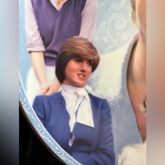The People’s Princess, Diana. One porcelain collector plate trimmed in 23kt gold - Picture 4 of 8
